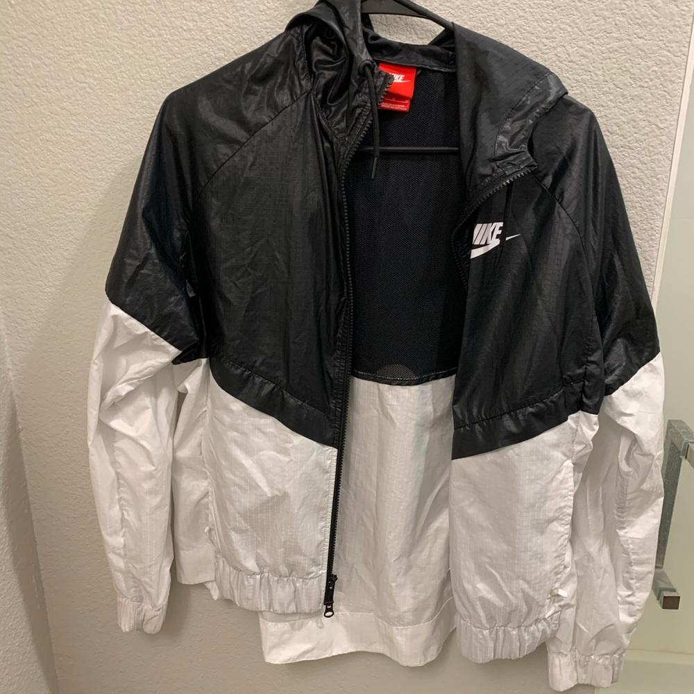 Nike windbreaker
